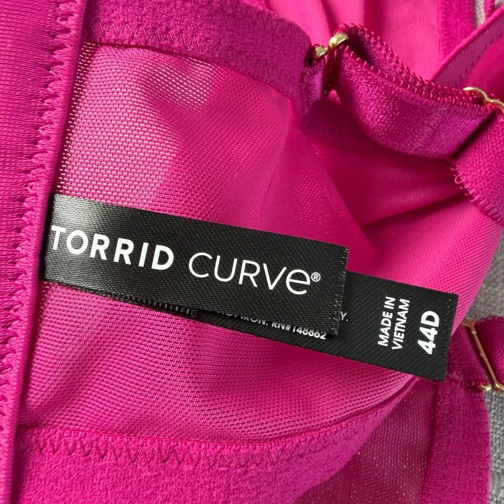 Torrid 44D Torrid XO Lace Push Up Plunge Bra Pink Strappy Lace